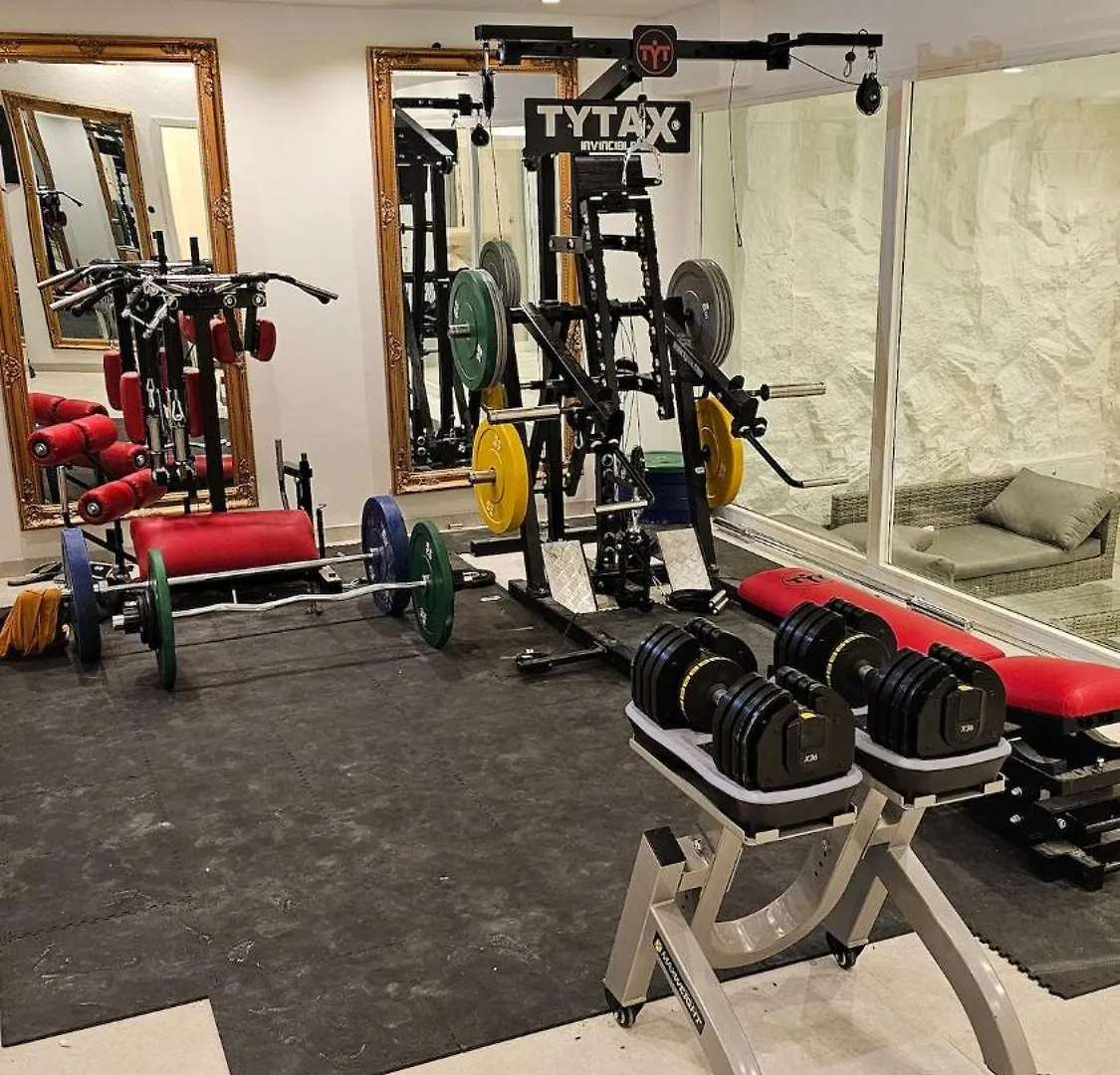 Ug Neubau City Wohnung - Pool, Gym, Sauna, Zweites Bad Extra Buchbar München 0*,
