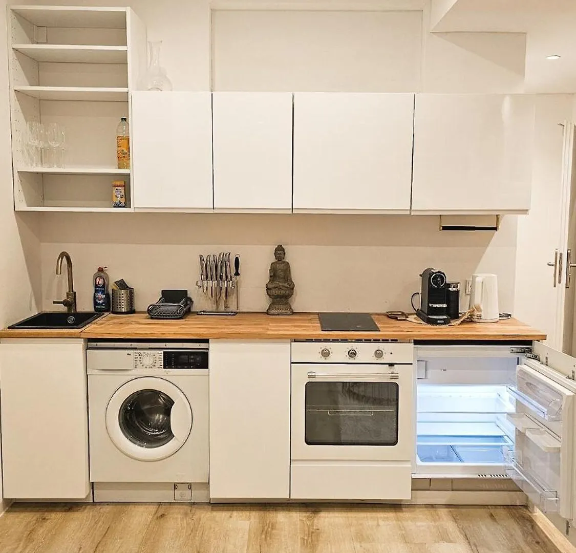 Ug Neubau City Wohnung - Pool, Gym, Sauna, Zweites Bad Extra Buchbar München Apartman