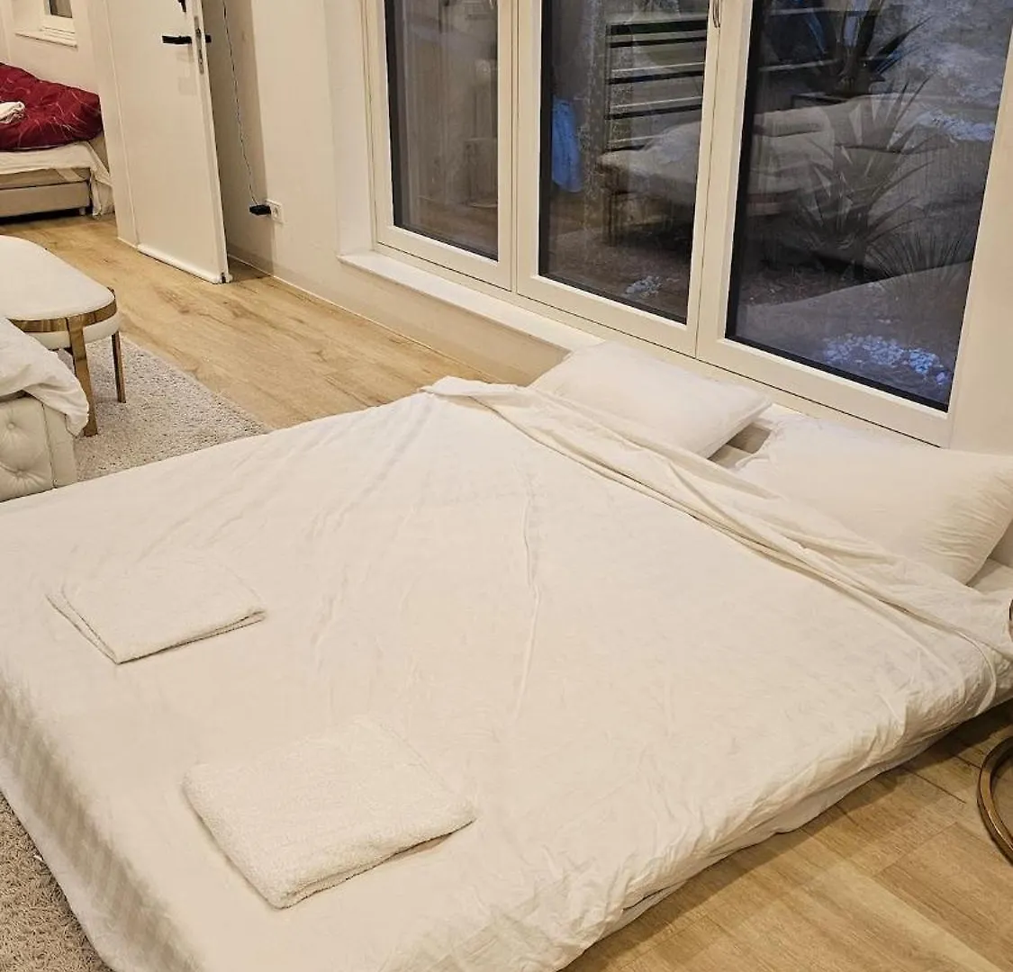 Ug Neubau City Wohnung - Pool, Gym, Sauna, Zweites Bad Extra Buchbar Munich Germany